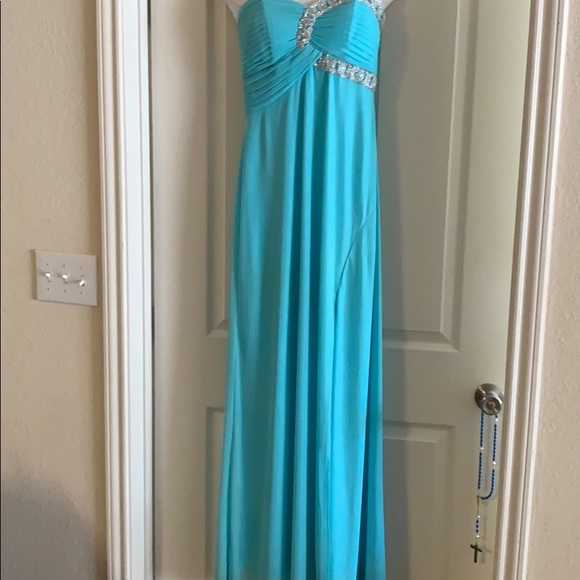 Light blue prom gown - Picture 2 of 3